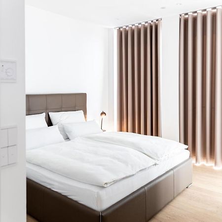 Stuttgarter Tor - Apartments ロイトリンゲン エクステリア 写真